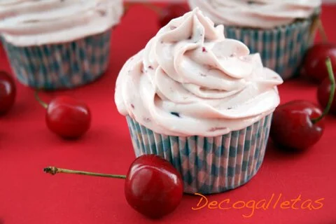 carrot-cherry cupcakes web4